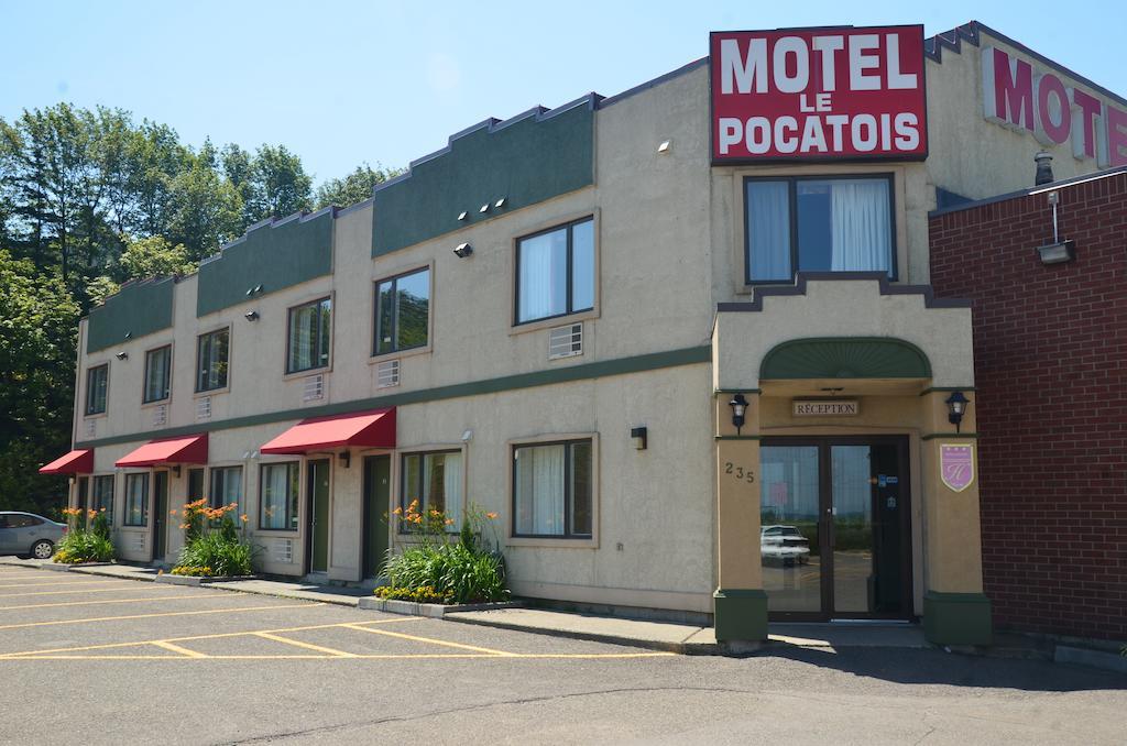 Motel Le Pocatois La Pocatiere Exteriör bild